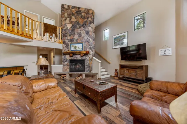 a picture of a bathroom with a sink