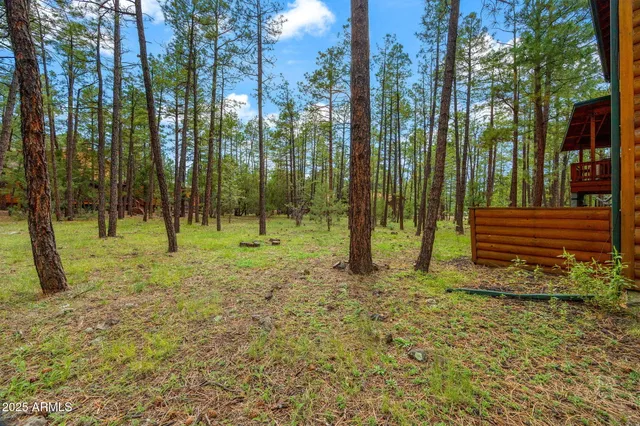 a view of parking area