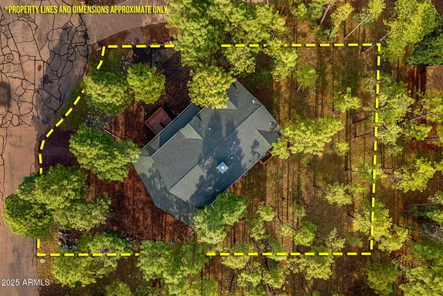 a view of a lake and outdoor space