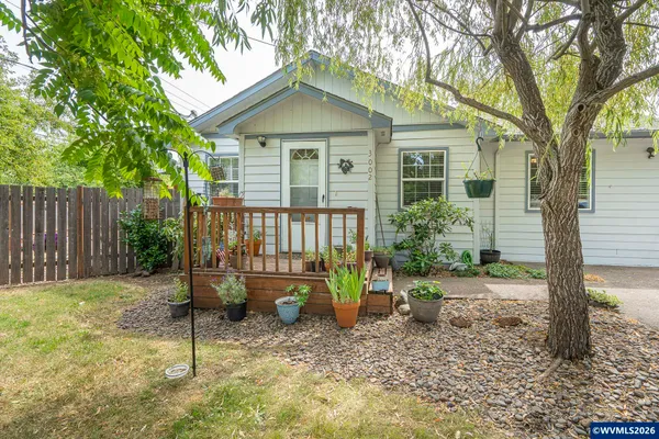 $325,000 | 3002 Bluff Avenue Southeast, Salem, OR 97302