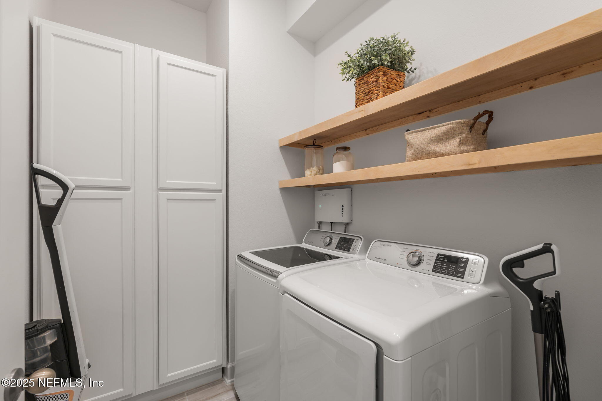 22 High Ridge Point Ponte Vedra, FL 32081 - Photo 24 of 58 22 High Ridge Pt - Laundry Room