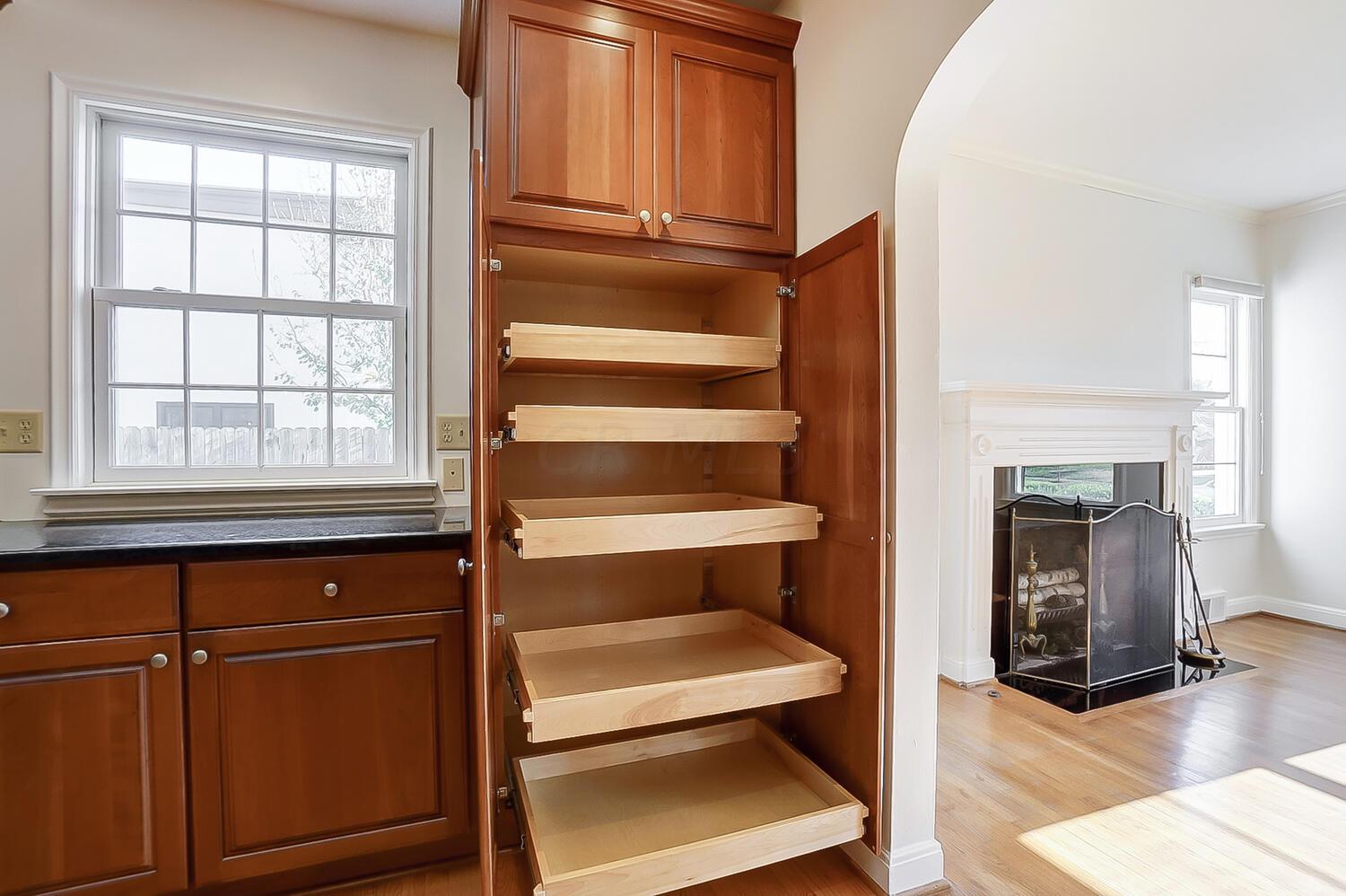 1548 Cardiff Road Upper Arlington, OH 43221 - Photo 18 of 84 50044356-018_web
