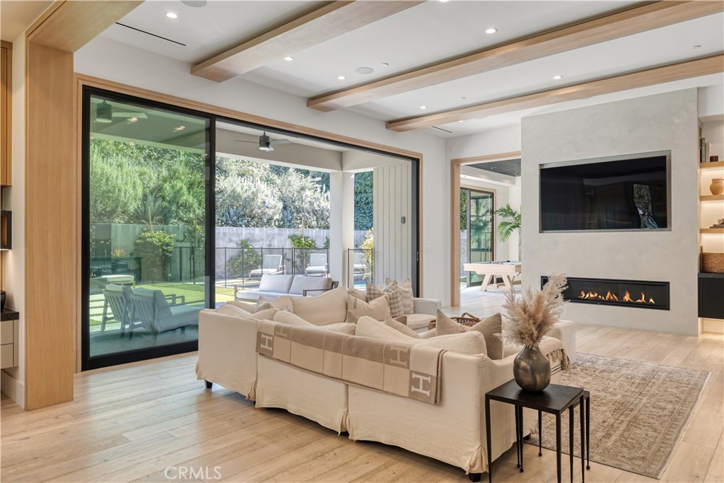 4050 Contera Road Encino, CA 91436 - Photo 28 of 60