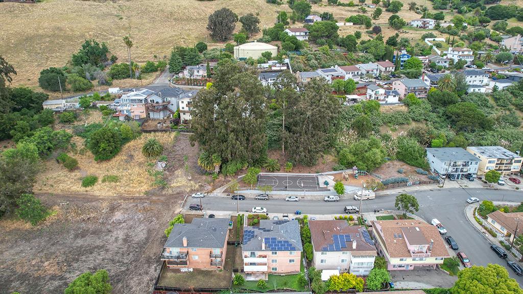 25583 Spring Drive Hayward, CA 94542 - Photo 4 of 27 an aerial view of a house with a yard