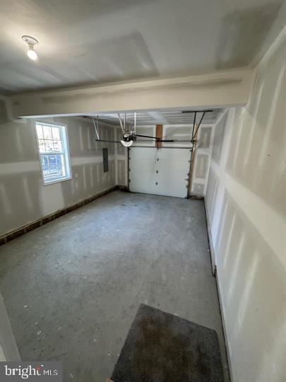144 Pratts Branch Road Felton, DE 19943 - Photo 39 of 39 Spacious garage ready for your projects.