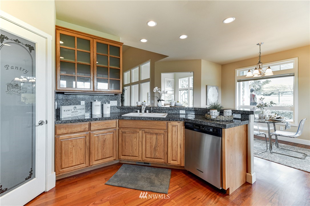 407 Rockefeller Avenue Everett, WA 98201 - Photo 17 of 40 Gallery Image 17