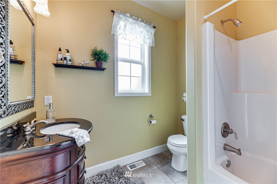 407 Rockefeller Avenue Everett, WA 98201 - Photo 33 of 40 Gallery Image 33