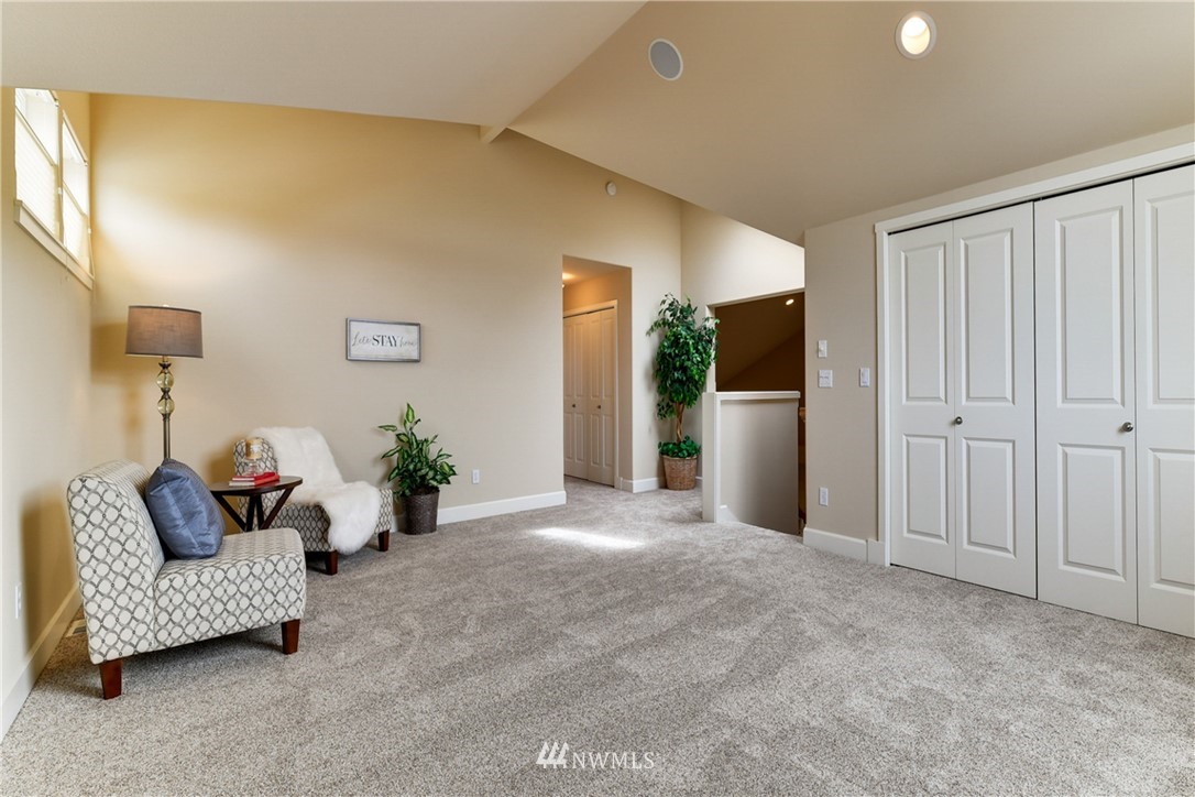 407 Rockefeller Avenue Everett, WA 98201 - Photo 34 of 40 Gallery Image 34
