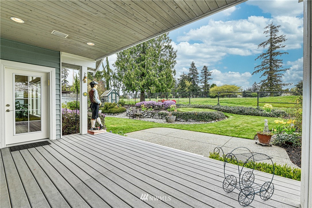 407 Rockefeller Avenue Everett, WA 98201 - Photo 9 of 40 Gallery Image 9