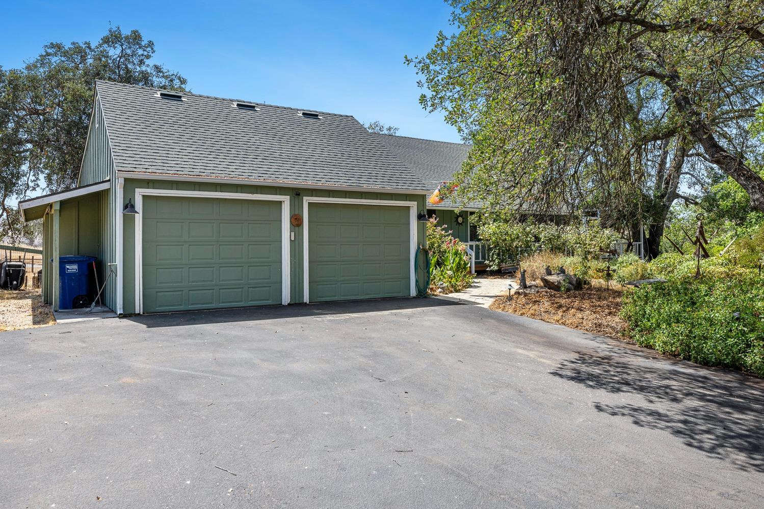 21697 Frontier Road Clovis, CA 93619 - Photo 8 of 89 Gallery Image 8