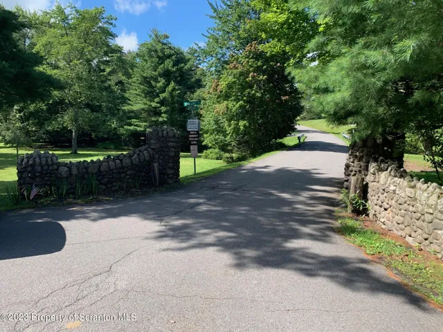 $6,700 | 1052 Fairway Lane, Thornhurst, PA 18424