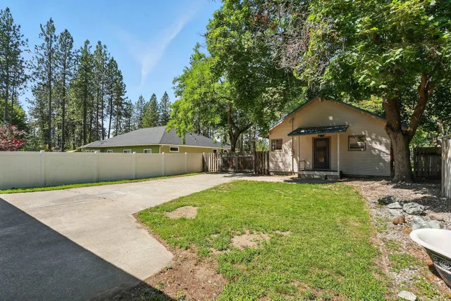 $450,000 | 10706 North Nelson Road, Spokane, WA 99218