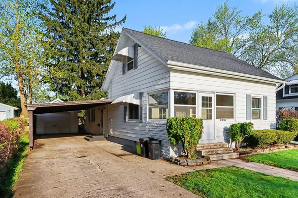 $185,000 | 117 North 30th Street, Battle Creek, MI 49015