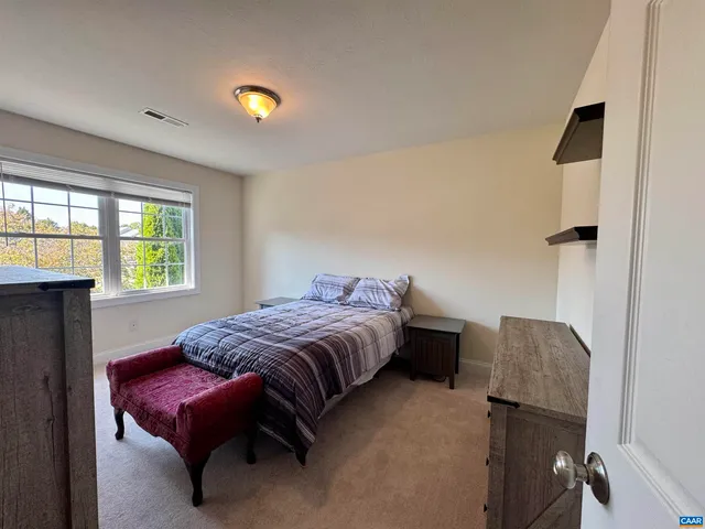 $357,900 | 20 East Pk Vw Drive, Staunton, VA 24401