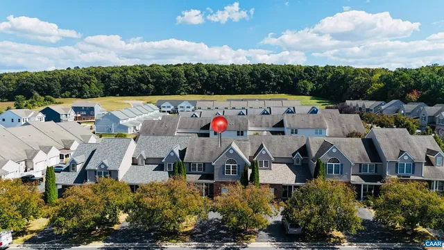 $357,900 | 20 East Pk Vw Drive, Staunton, VA 24401