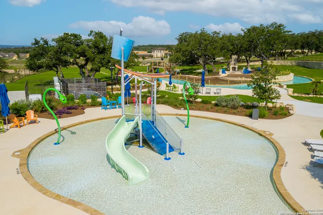 $649,800 | 326 Vamanos, Boerne, TX 78006