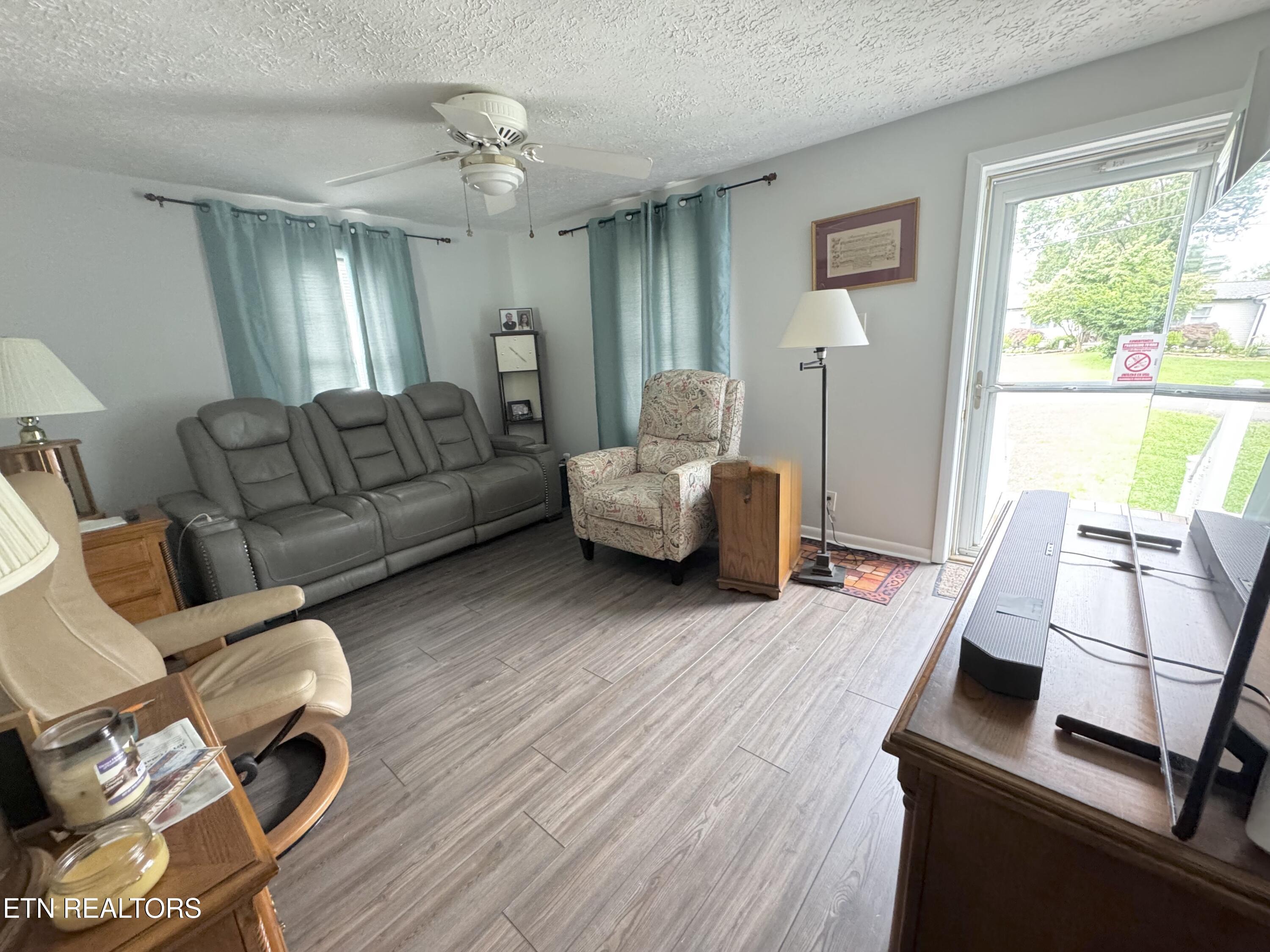 6640 Kern Road Knoxville, TN 37918 - Photo 12 of 29 IMG_0835