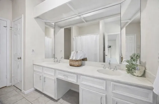 $395,000 | 11810 Bittern Hollow, Austin, TX 78758