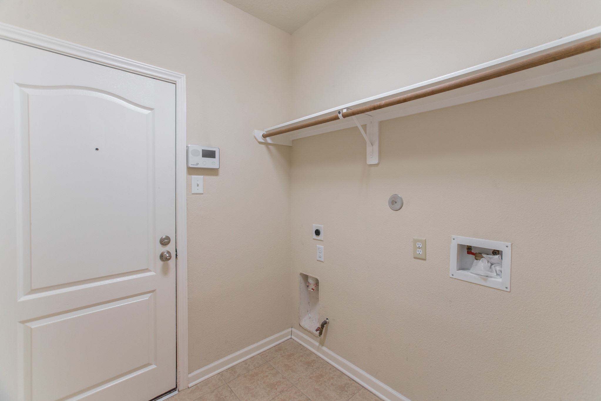 78 East Heritage Mill Circle The Woodlands, TX 77375 - Photo 40 of 50 a view of small space