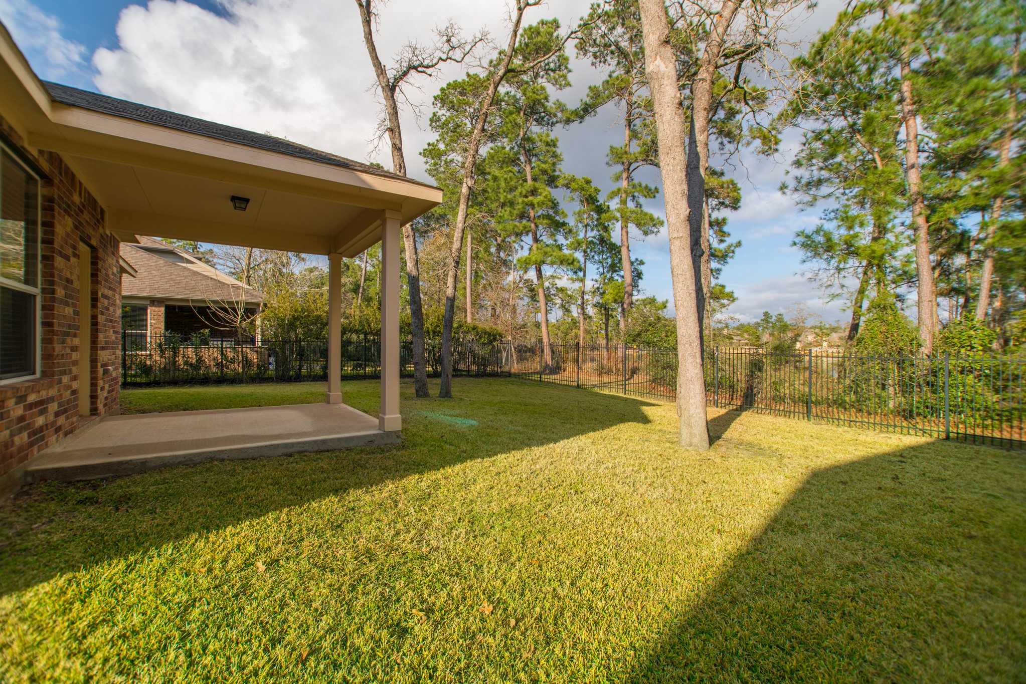 78 East Heritage Mill Circle The Woodlands, TX 77375 - Photo 43 of 50 a view of swimming pool with yard