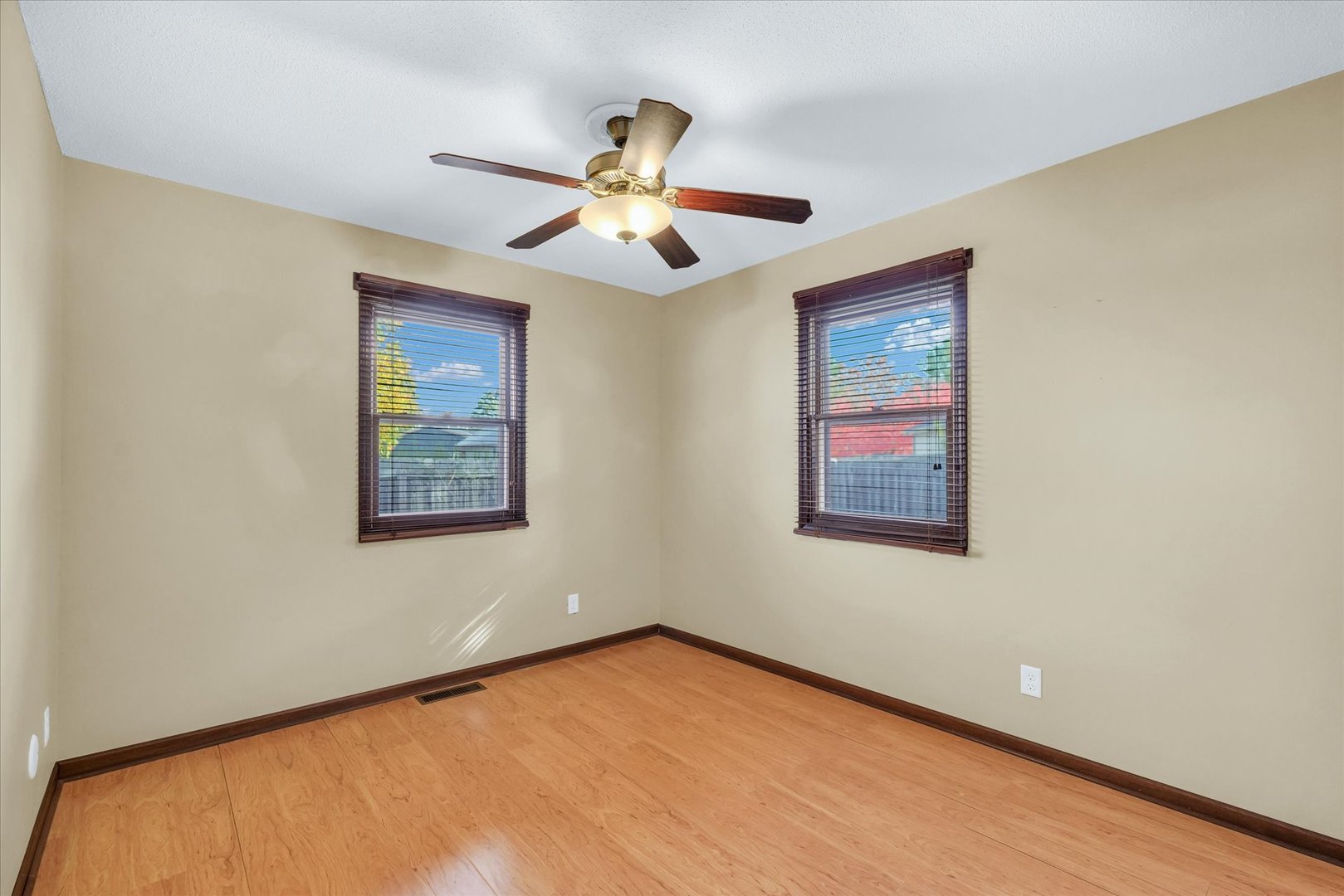 2120 Georgetown Circle Champaign, IL 61821 - Photo 26 of 39 Gallery Image 26