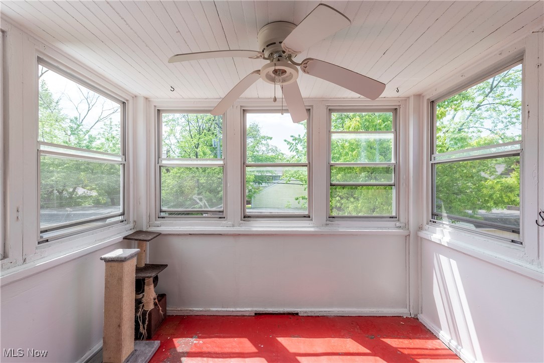 13574 Cedar Road Cleveland, OH 44118 - Photo 31 of 39