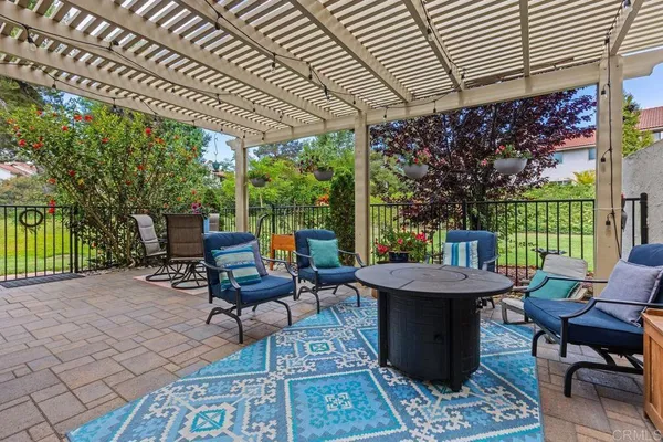 $899,000 | 6551 Calle Valperizo, Carlsbad, CA 92009
