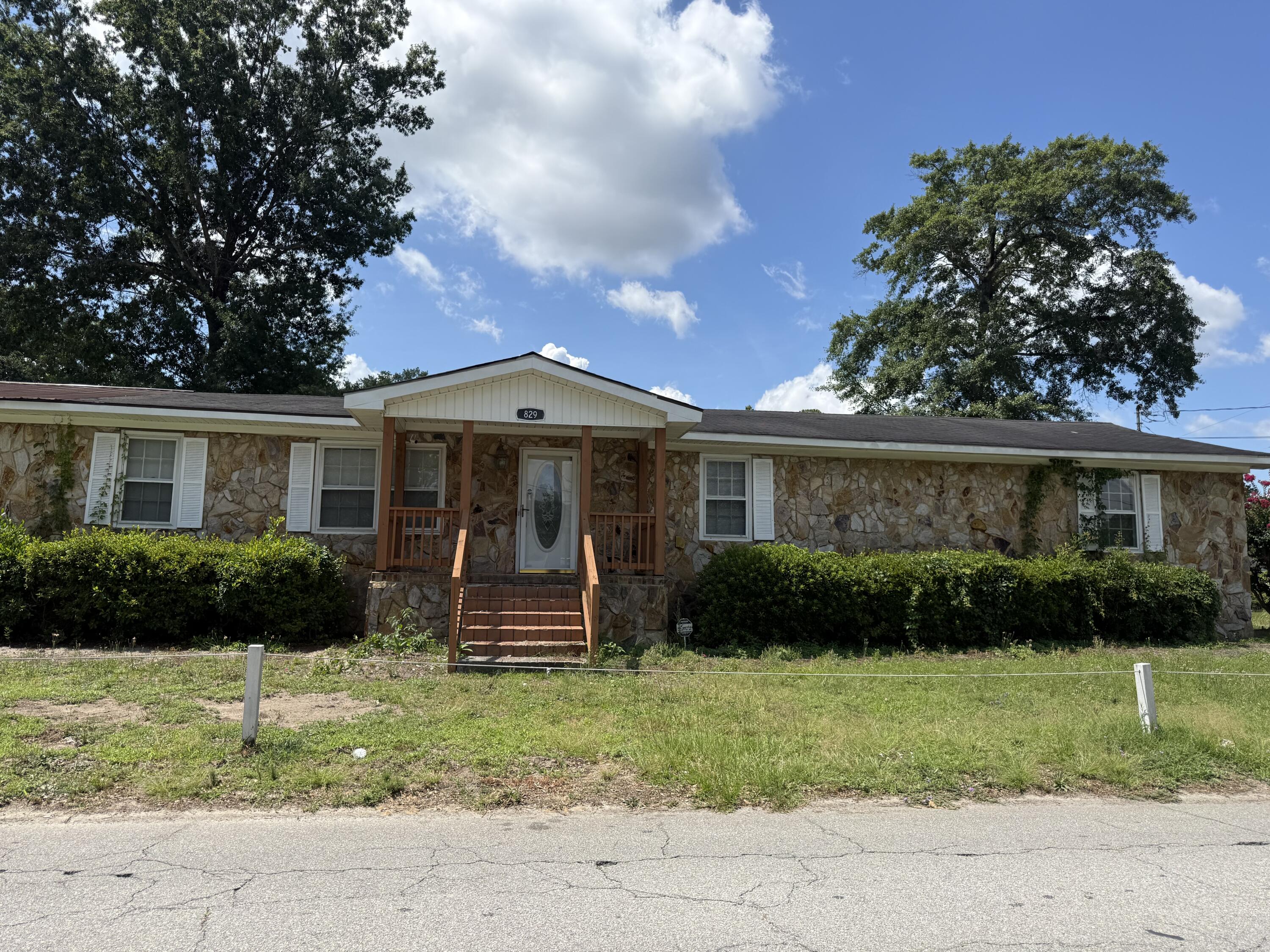 829 Legare Street Sumter, SC 29150 - Photo 2 of 21