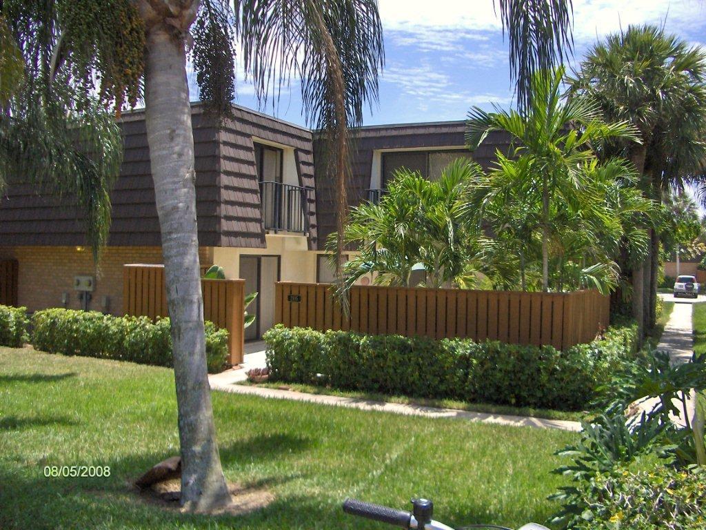 2105 21st Court Jupiter, FL 33477 - Photo 1 of 12 Front