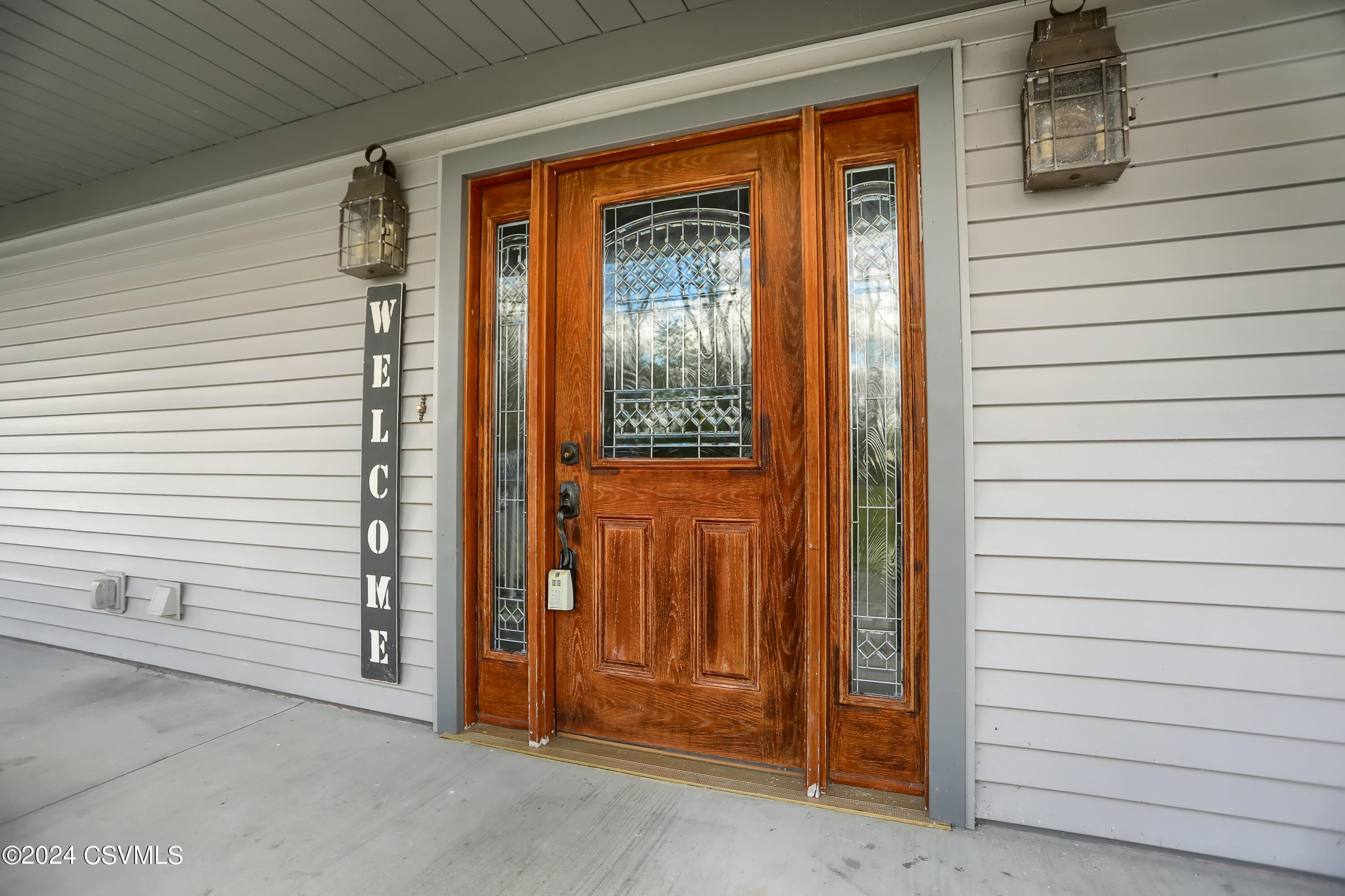 7480 Paradise Road Milton, PA 17847 - Photo 5 of 55 Entry