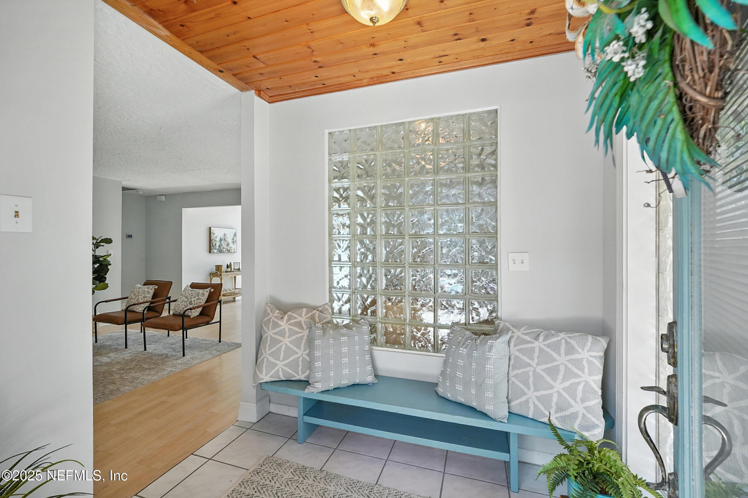 1679 Seminole Road, Unit 2 Atlantic Beach, FL 32233 - Photo 4 of 24 1679 seminole rd-005