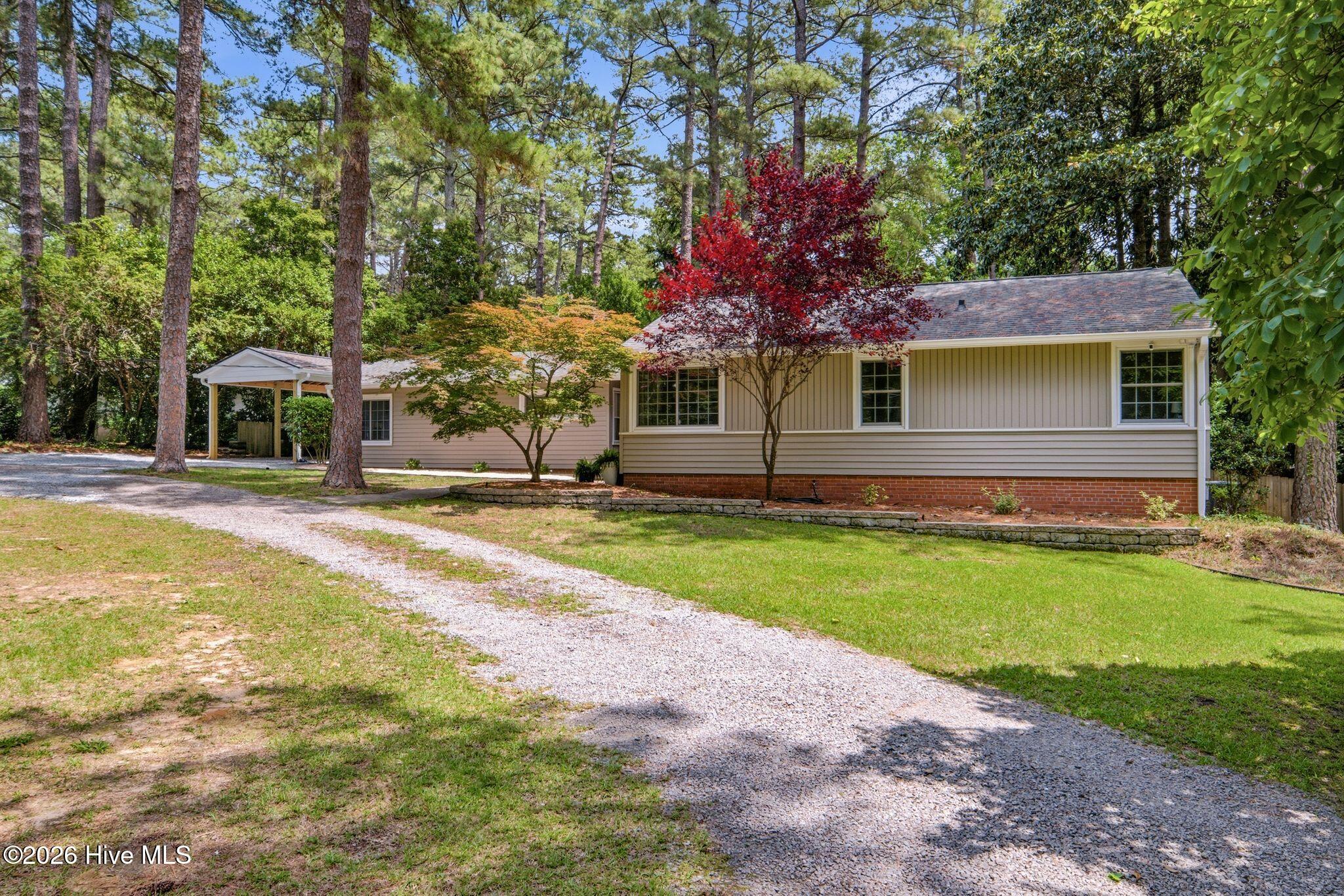 555 South Valley Road Southern Pines, NC 28387 - Photo 4 of 50 DSCF8163