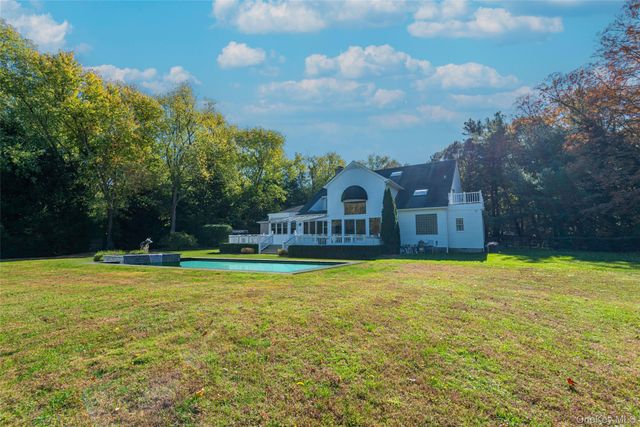 $3,850,000 | 735 Remsens Lane, Upper Brookville, NY 11771