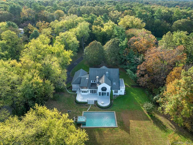 $3,850,000 | 735 Remsens Lane, Upper Brookville, NY 11771