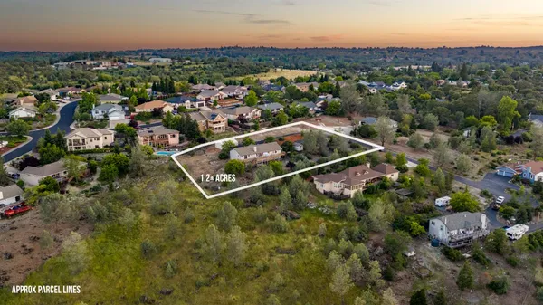$873,000 | 3027 Saddle View Court, Auburn, CA 95602
