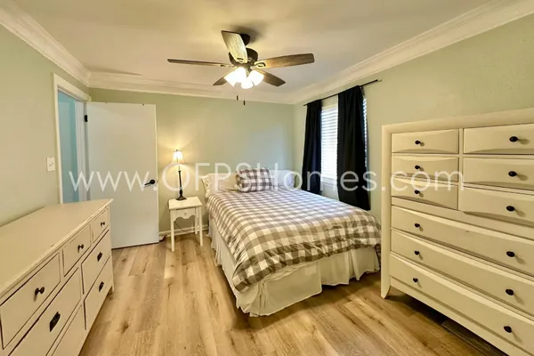 $1,800 | 308 Miracle Strip Parkway Southwest, Unit 34C, Fort Walton Beach, FL 32548
