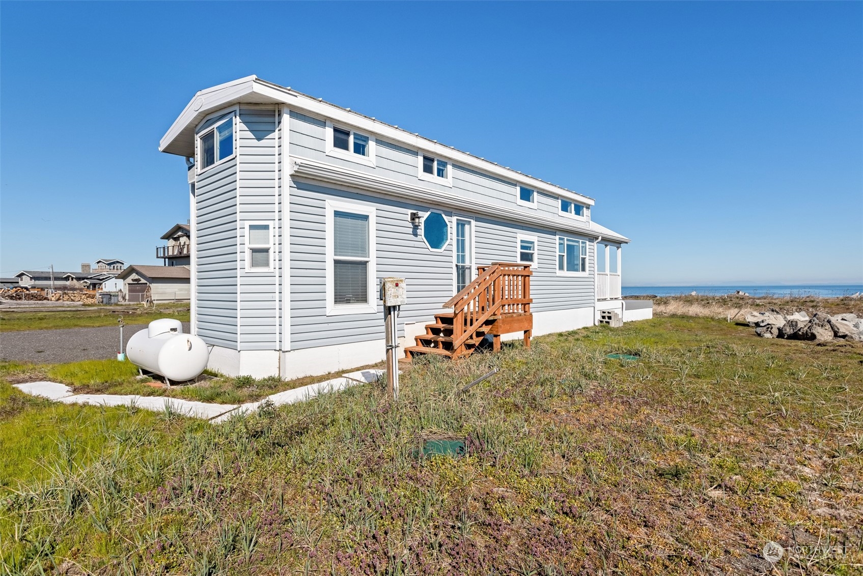 371 3 Crabs Road Sequim, WA 98382 - Photo 7 of 40 Gallery Image 7