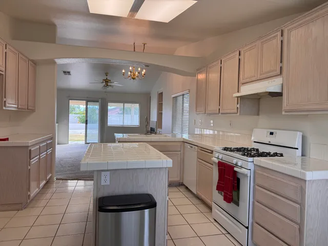 $2,800 | 44180 Camino Lavanda, La Quinta, CA 92253