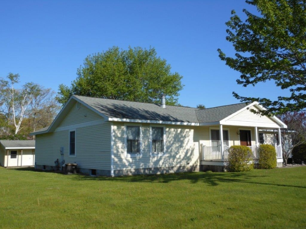 7919 South Maria Street Rothbury, MI 49452 - Photo 2 of 32 7919 S. Maria St. Rothbury, MI 002
