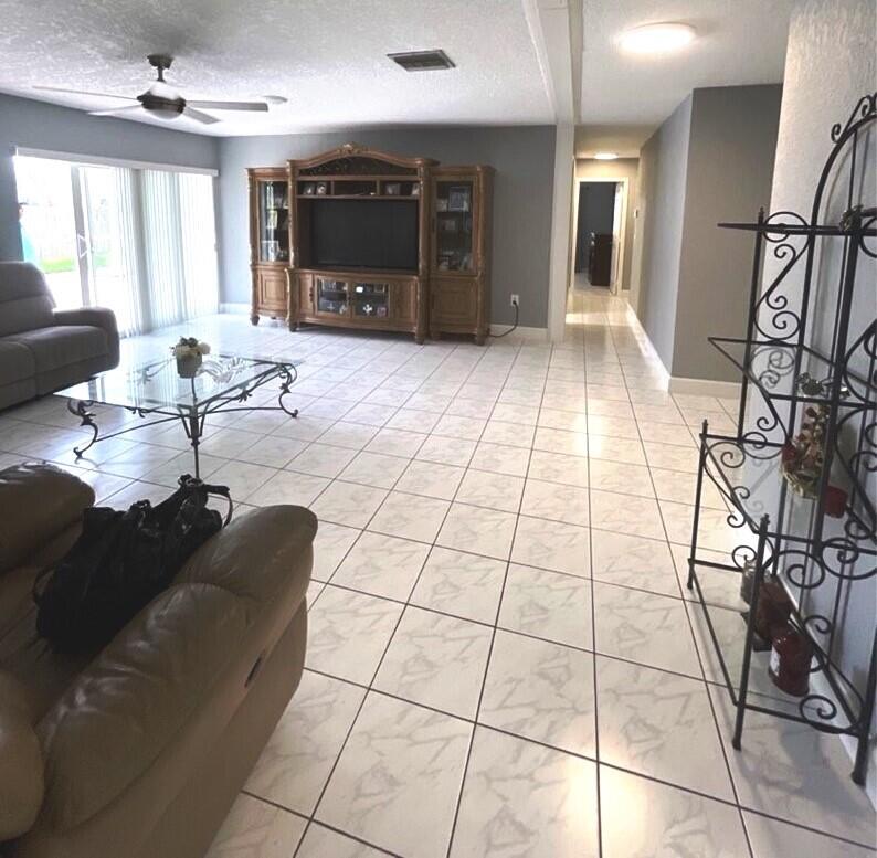 4447 Melvin Road Lake Worth, FL 33461 - Photo 8 of 34 Living Room