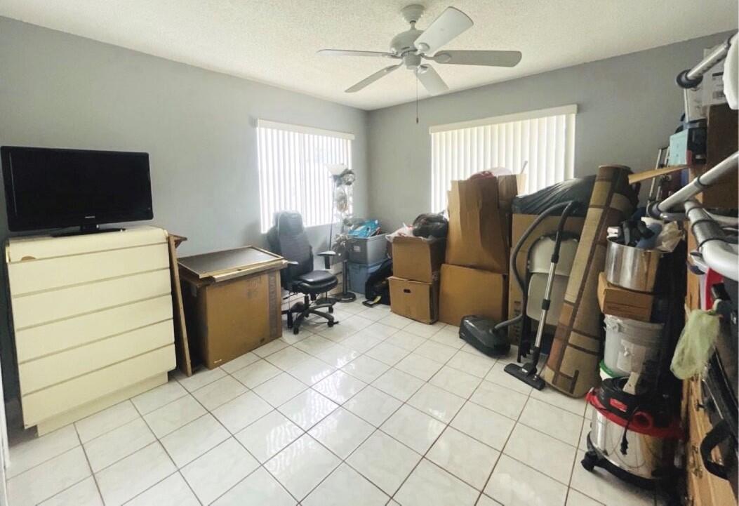 4447 Melvin Road Lake Worth, FL 33461 - Photo 10 of 34 Family Room