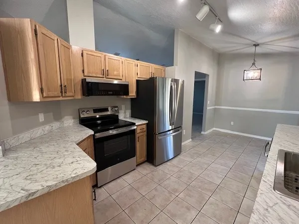 $2,000 | 762 Bayfront Terrace, Sebastian, FL 32958