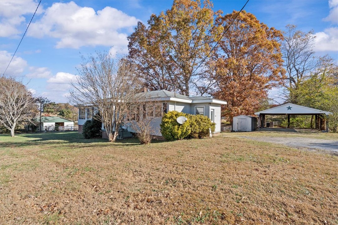 3300 Earls Bridge Road Easley, SC 29640 - Photo 6 of 29