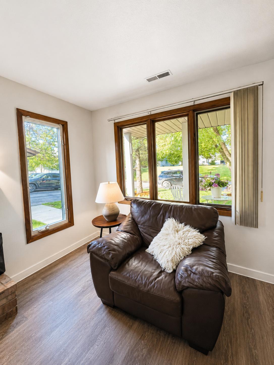 4677 Sorrel Point Eagan, MN 55122 - Photo 3 of 18