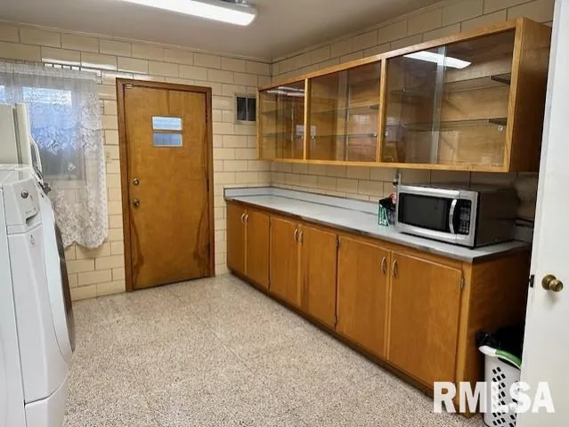 $324,900 | 1903 Mound Road, Jacksonville, IL 62650