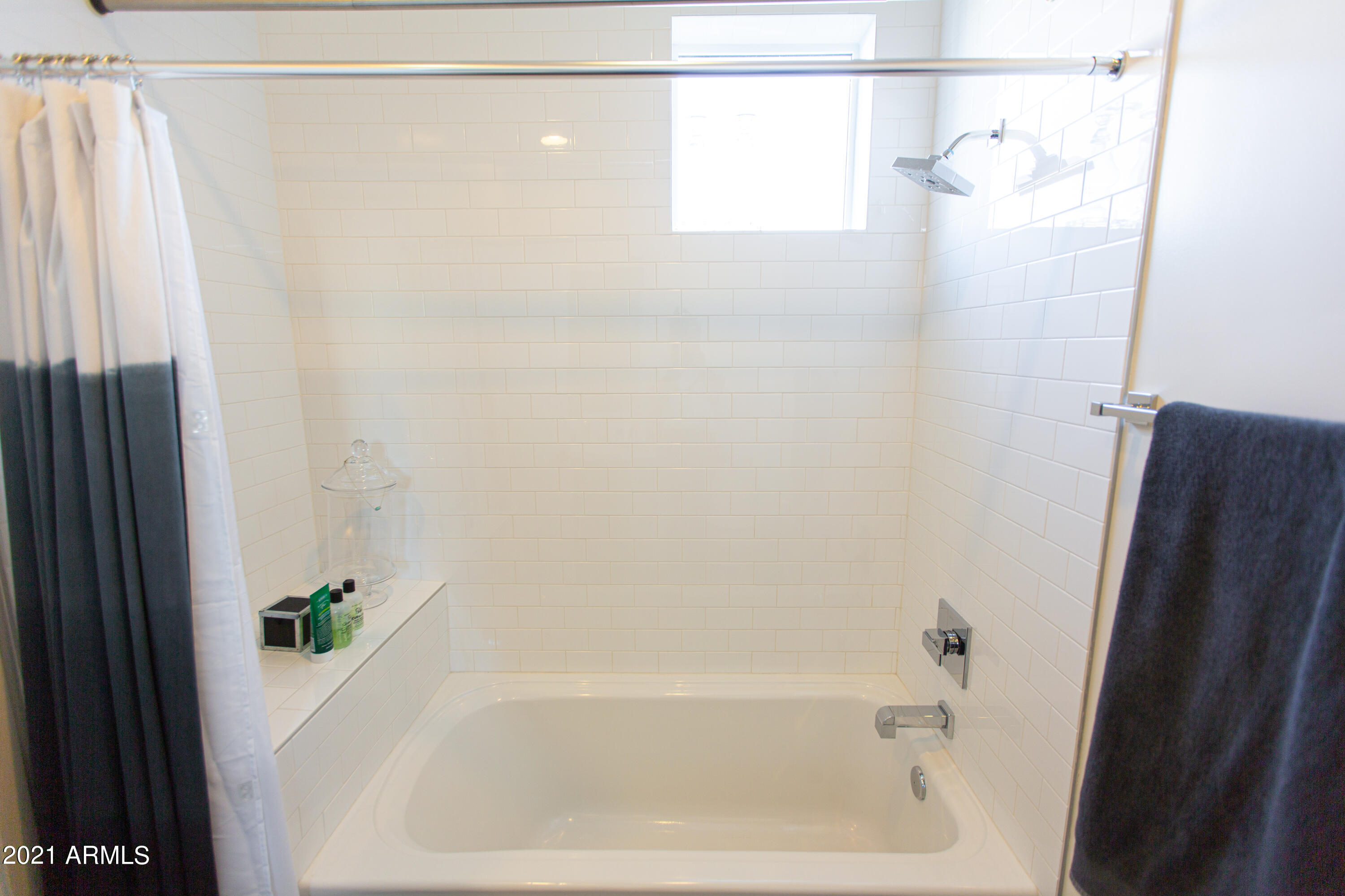 325 East Coronado Road, Unit 12 Phoenix, AZ 85004 - Photo 8 of 21 MYP_5913