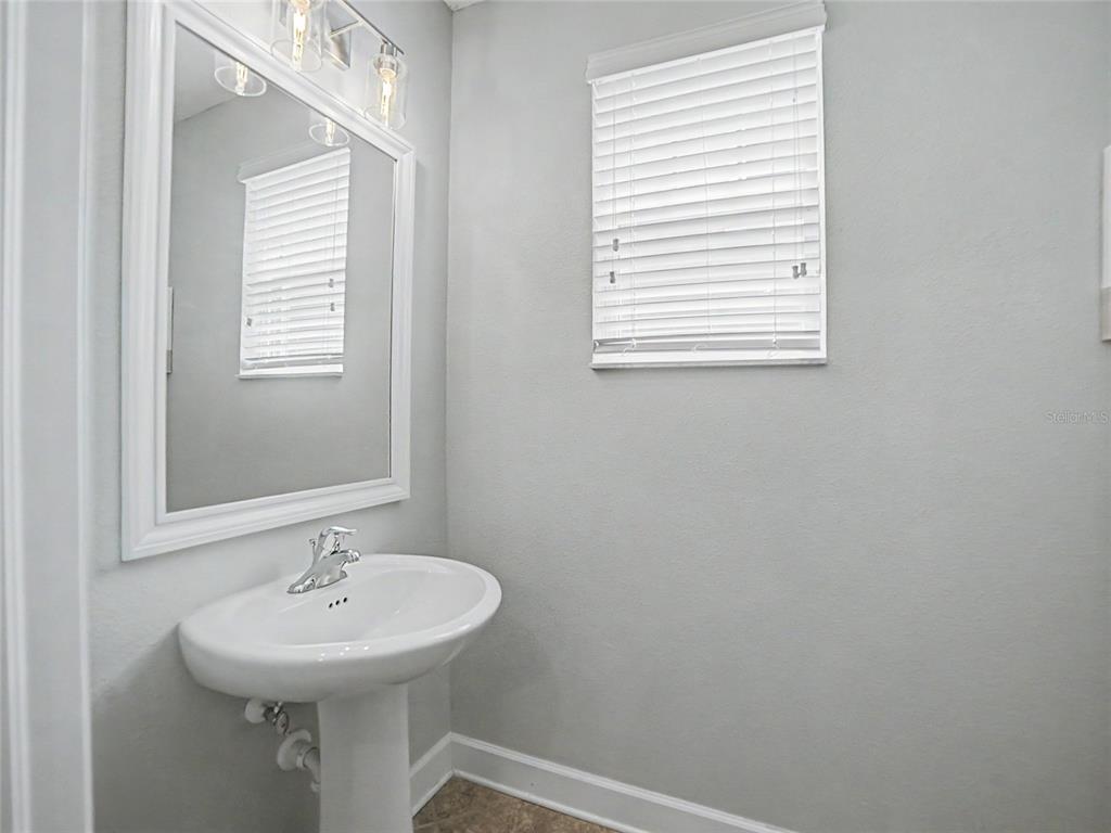 16910 Dorman Road Lithia, FL 33547 - Photo 6 of 46
