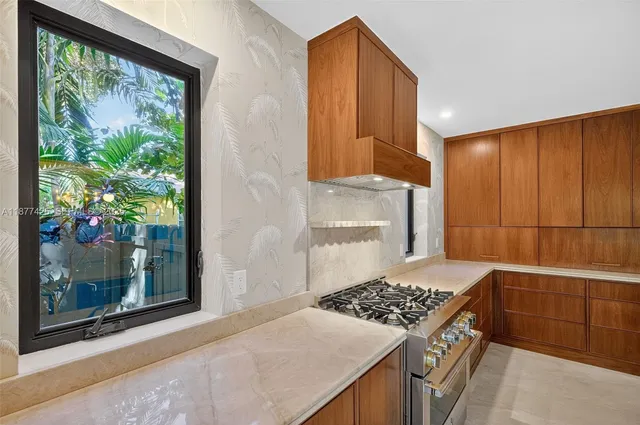 $23,000 | 2330 Overbrook Street, Coconut Grove, FL 33133