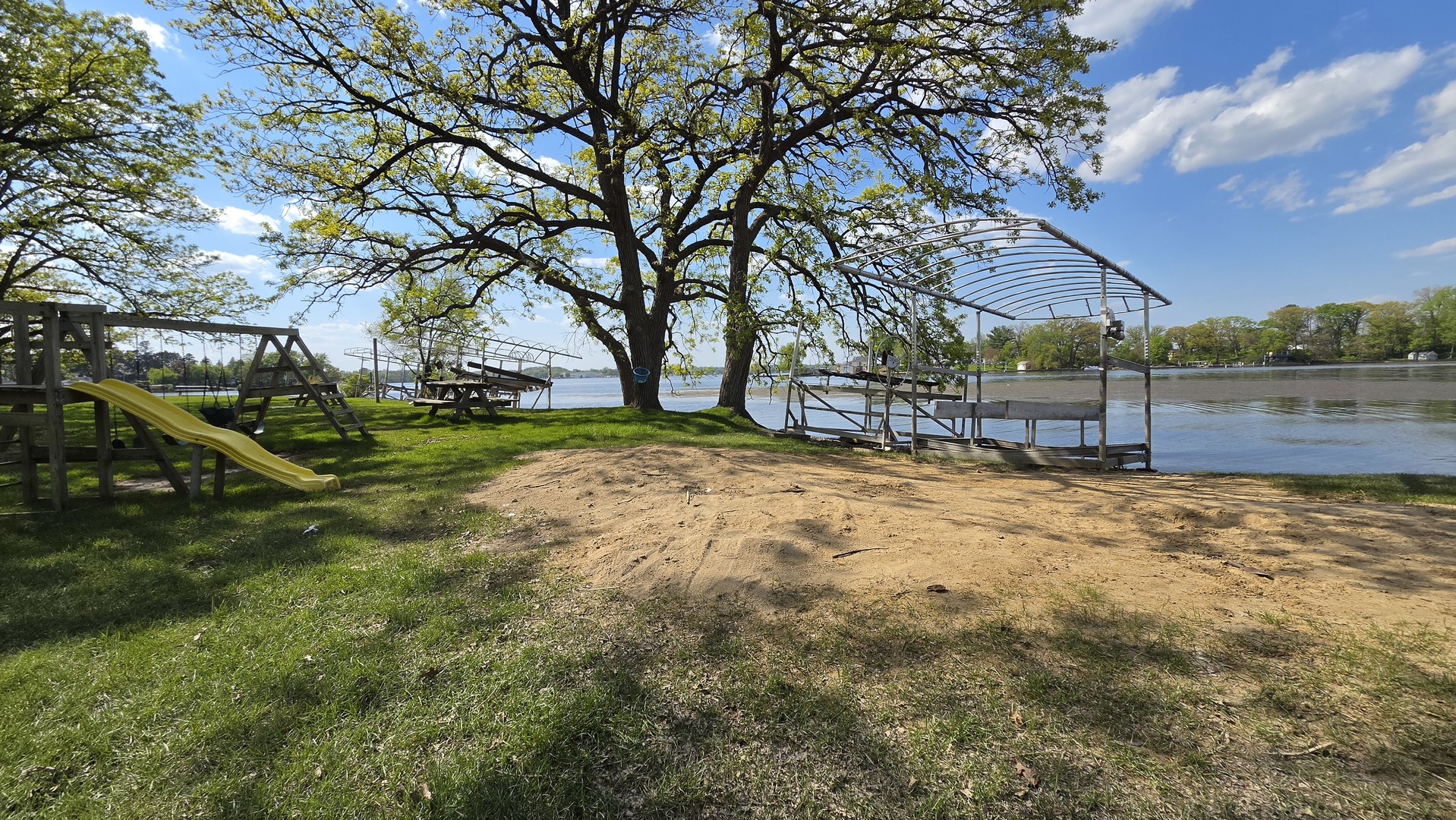 28553 West Treetop Road Ingleside, IL 60041 - Photo 5 of 29