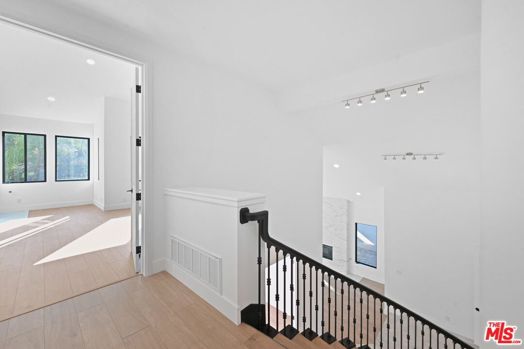 5566 Spring Hill Court Westlake Village, CA 91362 - Photo 27 of 66